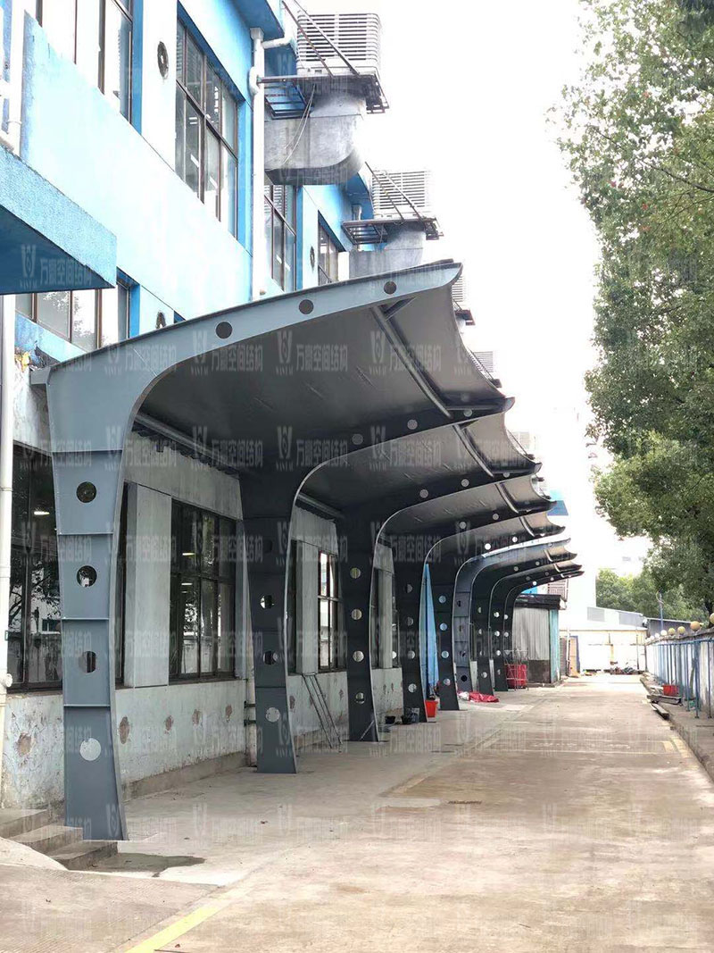 膜結(jié)構(gòu)車棚的價格是如何計算出來的呢？影響膜結(jié)構(gòu)車棚價格的因素有哪些？