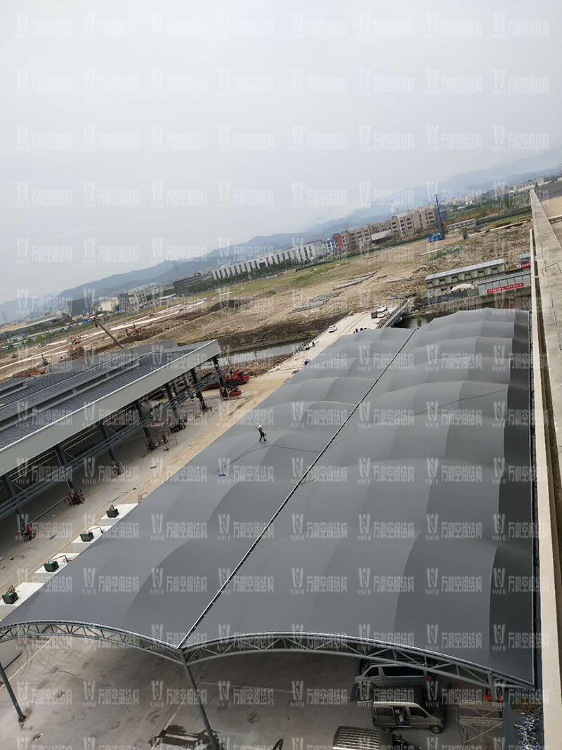 張拉膜結(jié)構(gòu)工程施工需要注意哪些事項？如何提高張拉膜結(jié)構(gòu)工程質(zhì)量？