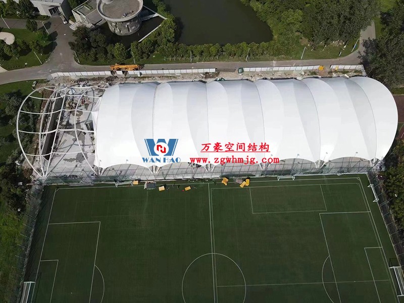 寧波諾丁漢大學(xué)室外運動場地改擴建項目膜結(jié)構(gòu)工程接近尾聲