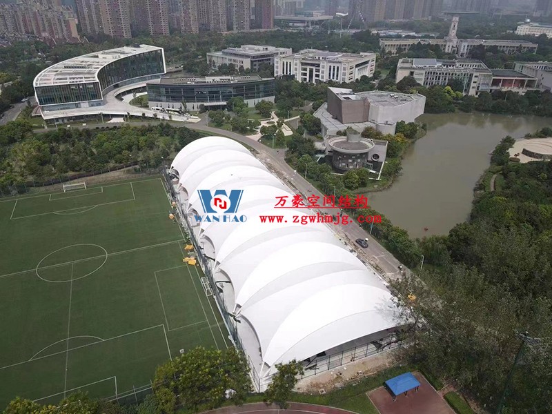 寧波諾丁漢大學(xué)室外運(yùn)動(dòng)場(chǎng)地改擴(kuò)建項(xiàng)目膜結(jié)構(gòu)工程完工 寧波諾丁漢大學(xué)室外運(yùn)動(dòng)場(chǎng)地改擴(kuò)建項(xiàng)目膜結(jié)構(gòu)工程完工