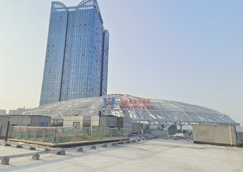 明宇廣場6號地塊商業(yè)（萬達(dá)廣場）改造項(xiàng)目鋼膜結(jié)構(gòu)ETFE蓋頂天幕工程