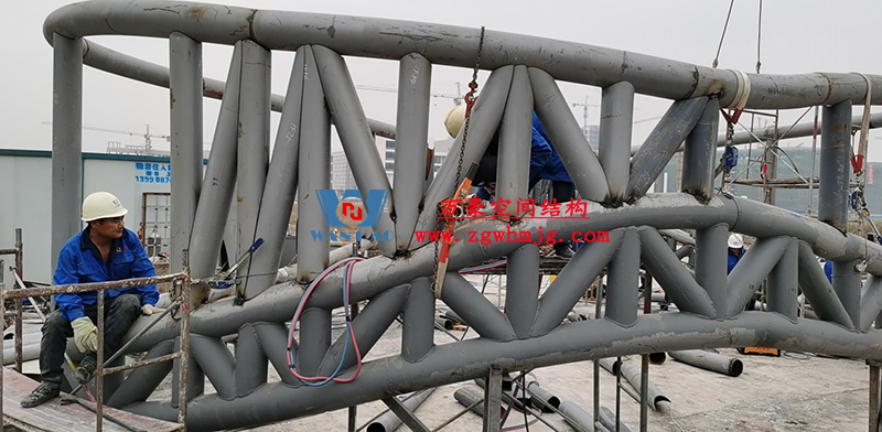 四川南充電影學院景觀膜結(jié)構(gòu)工程位于四川省南充市，此工程由寧波萬豪空間結(jié)構(gòu)工程有限公司承建。  四川南充電影學院景觀膜結(jié)構(gòu)工程  四川南充電影學院景觀膜結(jié)構(gòu)工程  四川南充電影學院景觀膜結(jié)構(gòu)工程  四川南充電影學院景觀膜結(jié)構(gòu)工程  四川南充電影學院景觀膜結(jié)構(gòu)工程  四川南充電影學院景觀膜結(jié)構(gòu)工程  四川南充電影學院景觀膜結(jié)構(gòu)工程  四川南充電影學院景觀膜結(jié)構(gòu)工程  四川南充電影學院景觀膜結(jié)構(gòu)工程  四川南充電影學院景觀膜結(jié)構(gòu)工程  四川南充電影學院景觀膜結(jié)構(gòu)工程