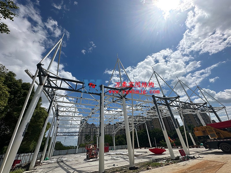 溫州惠民路西側(cè)綠地球場(chǎng)鋼結(jié)構(gòu)
