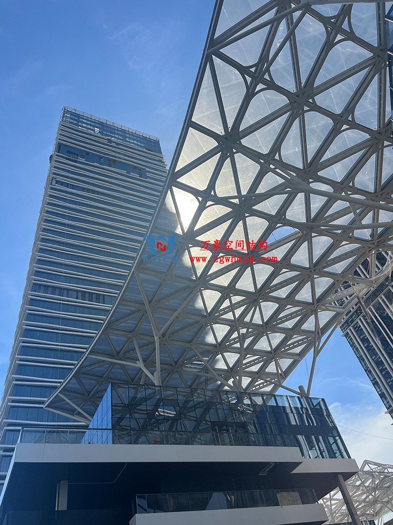 縱使烈日炎炎，腳步從未止歇！海南這個(gè)ETFE氣枕膜項(xiàng)目施工進(jìn)度有最新消息