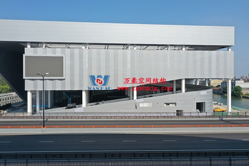 紹興國際會展中心C1區(qū)展廳幕墻網格膜工程 紹興國際會展中心C1區(qū)展廳幕墻網格膜工程