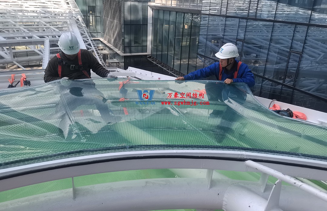 萬豪—杭州博多森谷ETFE氣枕連廊天幕項(xiàng)目迎來新進(jìn)展
