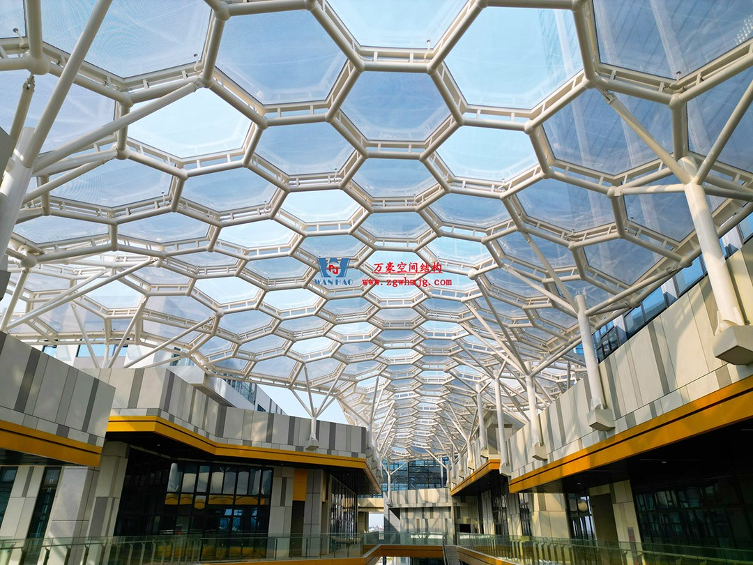 已完工，這個(gè)ETFE氣枕商業(yè)天幕閃亮登場(chǎng)！