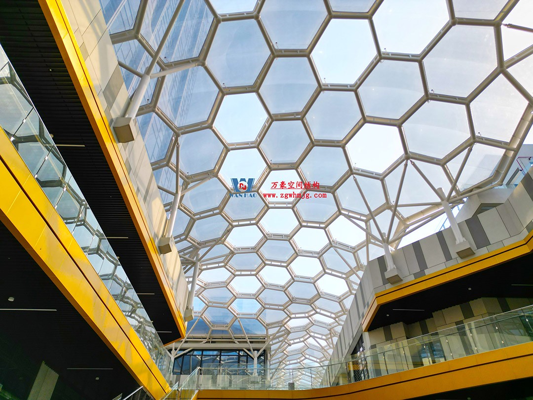 已完工，這個(gè)ETFE氣枕商業(yè)天幕閃亮登場(chǎng)！