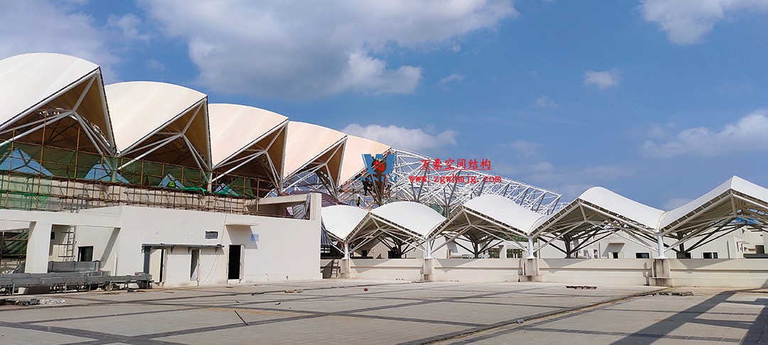 海南醫(yī)學(xué)院第一附屬醫(yī)院江東新院區(qū)膜結(jié)構(gòu)工程 海南醫(yī)學(xué)院第一附屬醫(yī)院江東新院區(qū)膜結(jié)構(gòu)工程