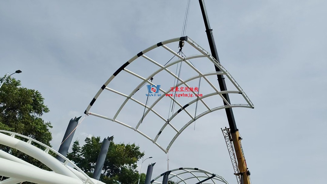 全面加速建設，創(chuàng)建優(yōu)質精品工程