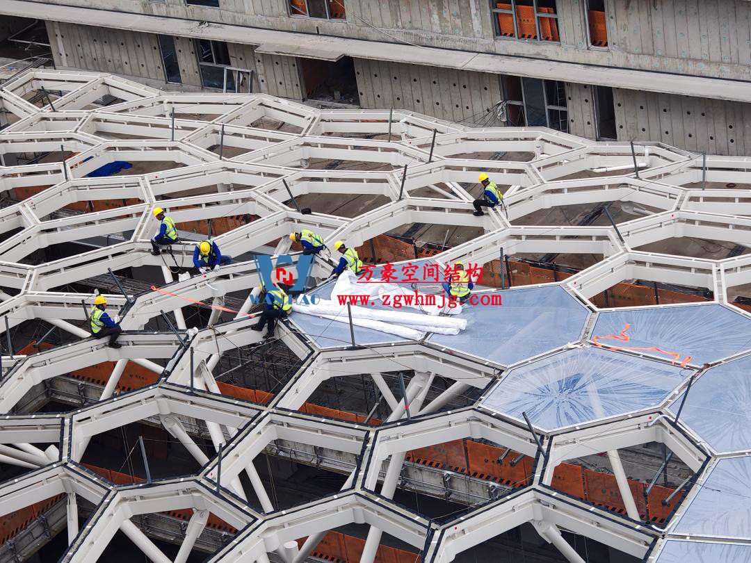 安吉縣昌碩小區(qū)地塊房產(chǎn)開發(fā)項(xiàng)目鋼結(jié)構(gòu)天幕 安吉縣昌碩小區(qū)地塊房產(chǎn)開發(fā)項(xiàng)目鋼結(jié)構(gòu)天幕