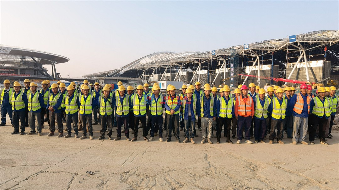 千帆競發(fā)勢(shì)如虹｜中原國際會(huì)展中心膜結(jié)構(gòu)天幕攻堅(jiān)實(shí)錄，擎起中原會(huì)展新地標(biāo)！
