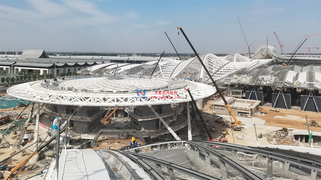 千帆競發(fā)勢(shì)如虹｜中原國際會(huì)展中心膜結(jié)構(gòu)天幕攻堅(jiān)實(shí)錄，擎起中原會(huì)展新地標(biāo)！