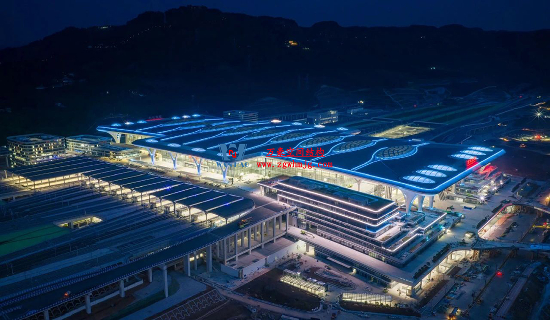 行業(yè)賦能|2025年浙江省建筑幕墻與門窗創(chuàng)新發(fā)展大會圓滿召開 行業(yè)賦能|2025年浙江省建筑幕墻與門窗創(chuàng)新發(fā)展大會圓滿召開