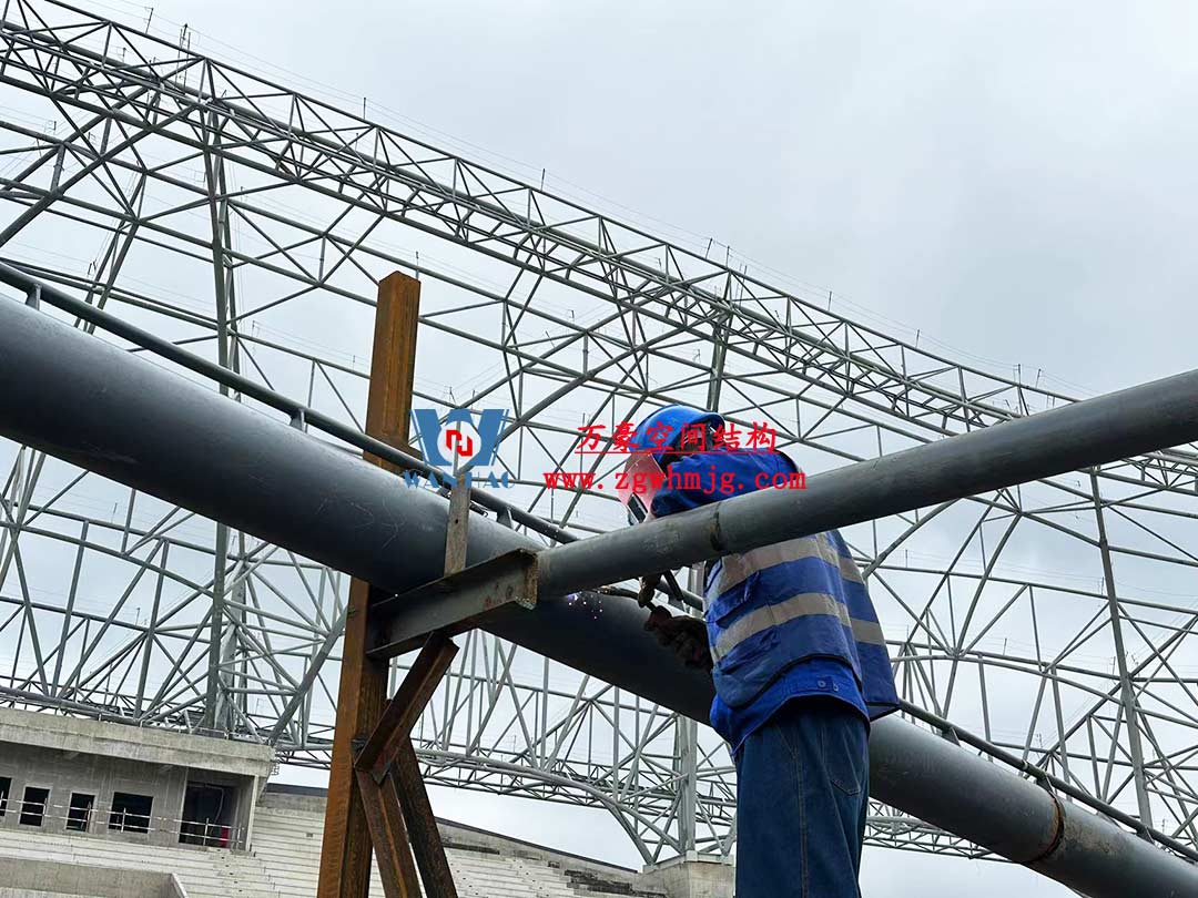 山東蓬萊體育場PTFE膜結(jié)構(gòu)項目 山東蓬萊體育場PTFE膜結(jié)構(gòu)項目