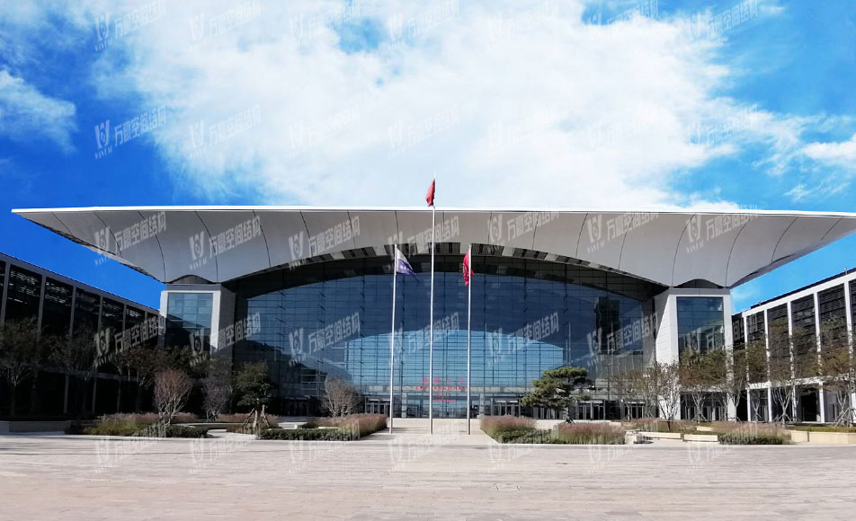 PTFE膜材有哪些特點？為什么PTFE膜材如此受歡迎?