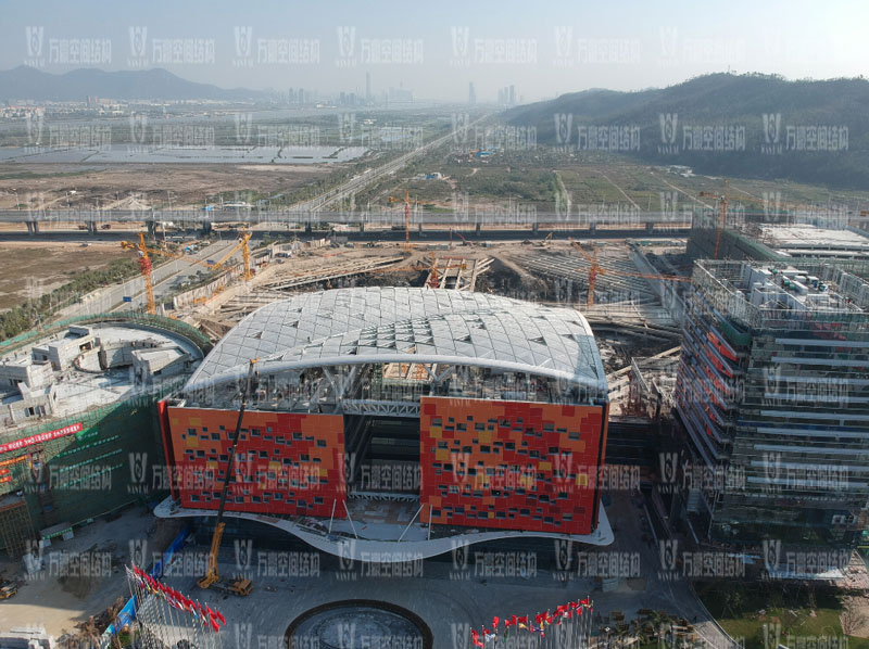 如何減少ETFE膜結(jié)構(gòu)設(shè)計(jì)成本？ETFE膜結(jié)構(gòu)設(shè)計(jì)中哪些費(fèi)用可以控制？