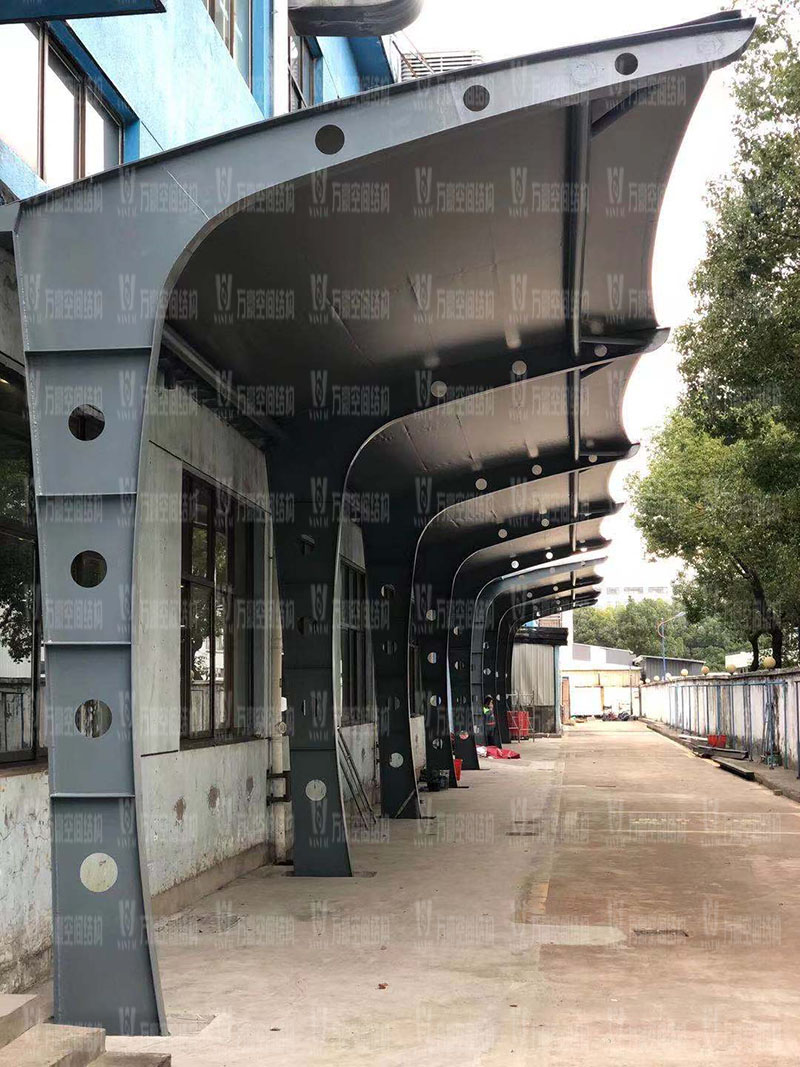 膜結(jié)構(gòu)車棚的價(jià)格是如何計(jì)算出來的呢？影響膜結(jié)構(gòu)車棚價(jià)格的因素有哪些？